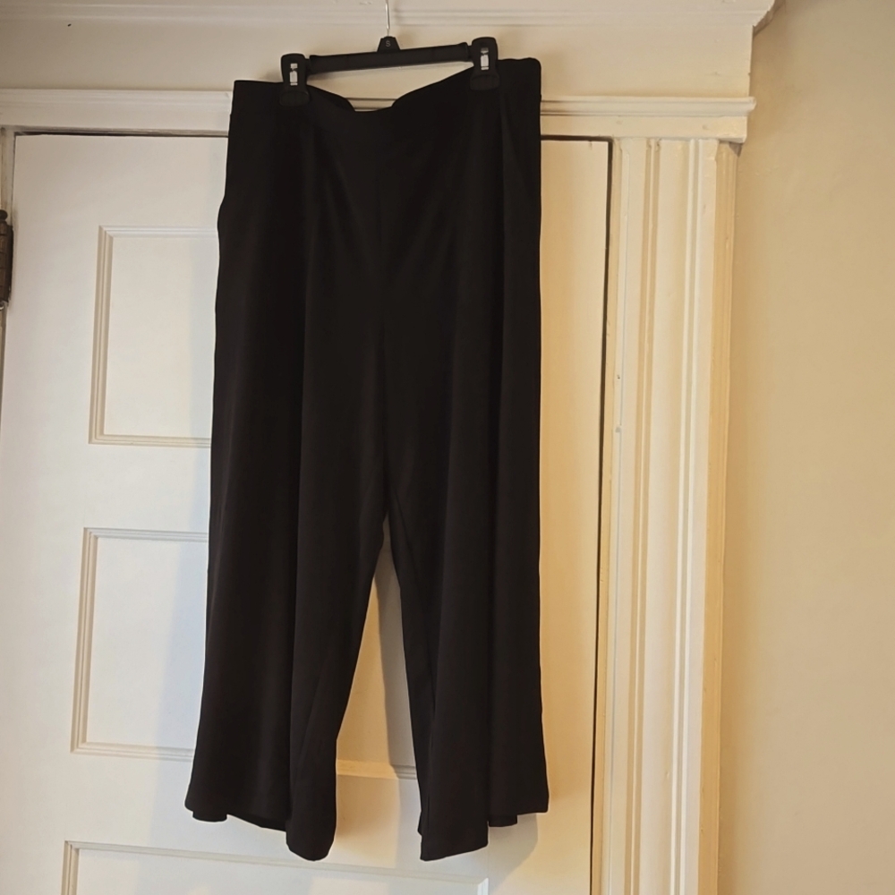 Susan Graver, liquid knit, wide-leg cullotes